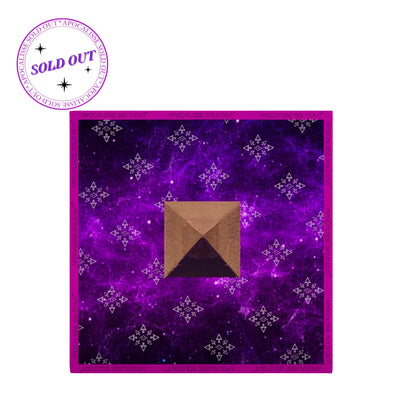 Foulard Space Pyramid by apocalissesoldout®